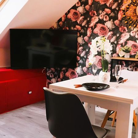Romantic Studio Eve - Proche Gare - Netflix - Wifi 아미앵 외부 사진